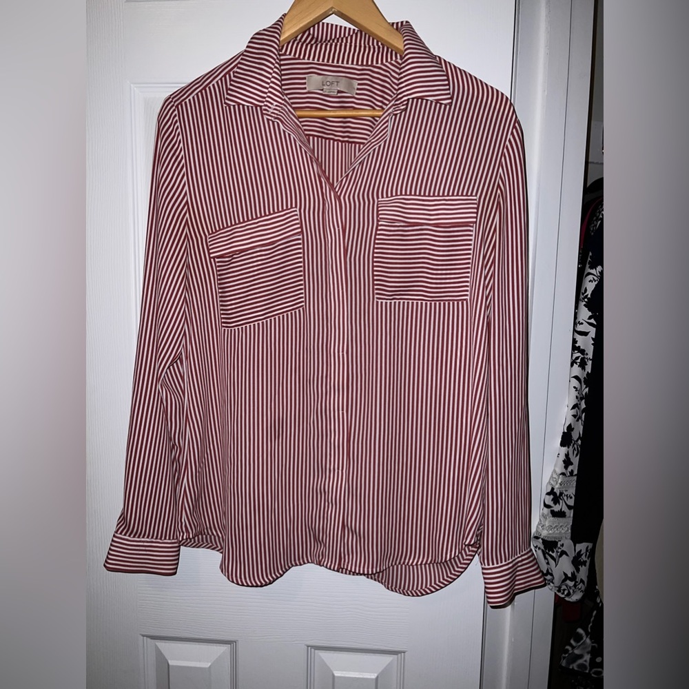 LOFT Red & White Casual Striped Button Down, Size M